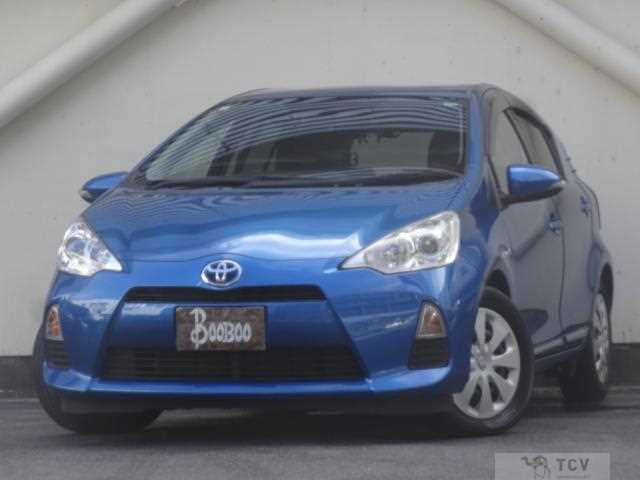 2013 Toyota AQUA