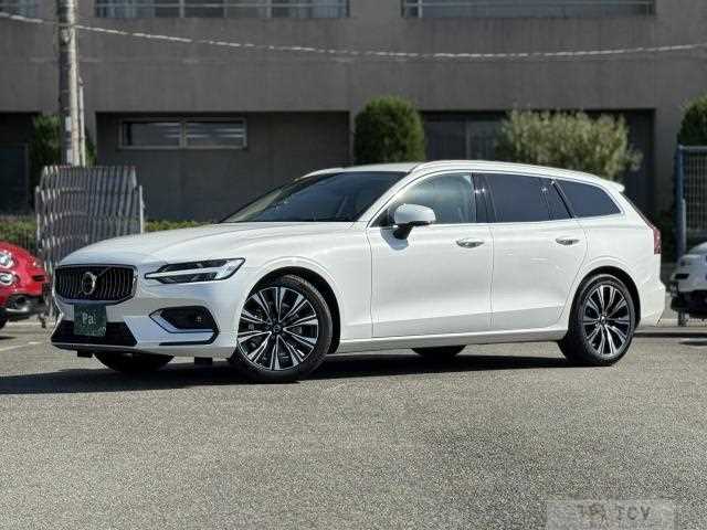 2025 Volvo V60