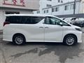 2021 Toyota Alphard Hybrid