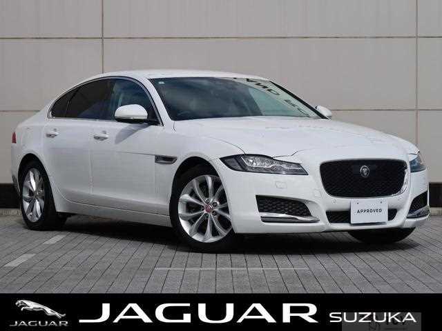 2017 Jaguar XF