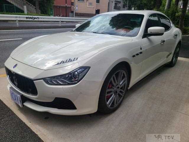 2015 Maserati Ghibli