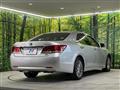 2013 Toyota Crown Hybrid