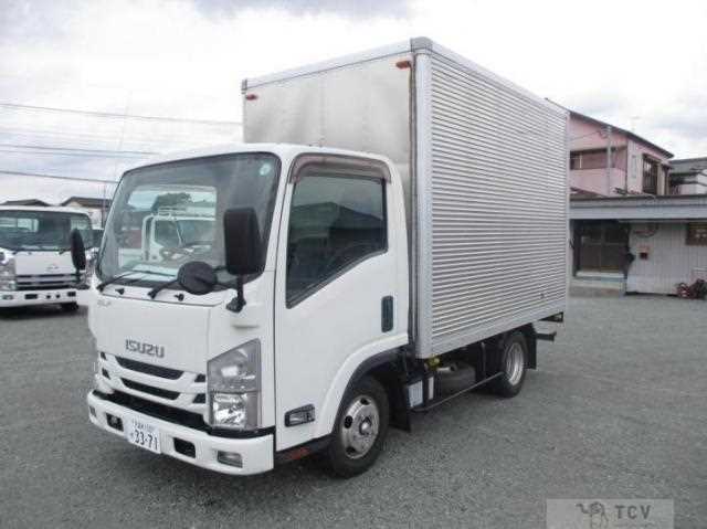 2017 Isuzu Elf Truck