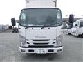 2017 Isuzu Elf Truck