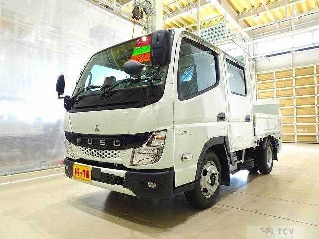 2025 Mitsubishi Fuso Canter