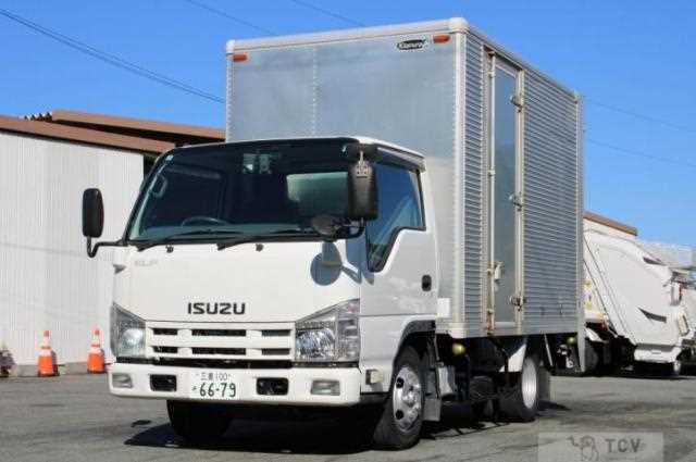 2013 Isuzu Elf Truck