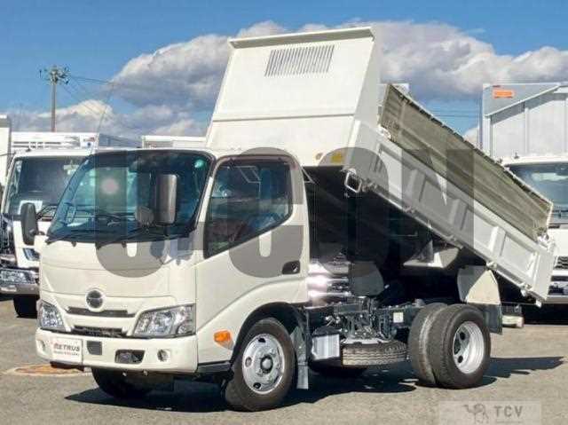 2023 Hino Dutro