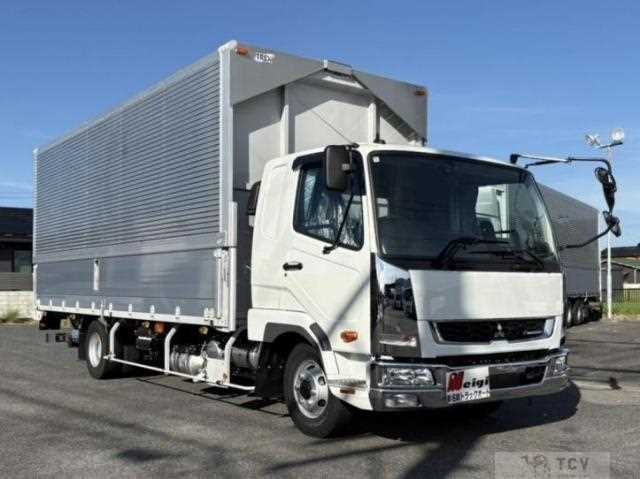 2025 Mitsubishi Fuso Fighter