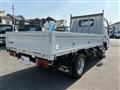 2013 Isuzu Elf Truck