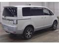 2016 Mitsubishi Delica D5