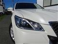 2013 Toyota Crown Hybrid