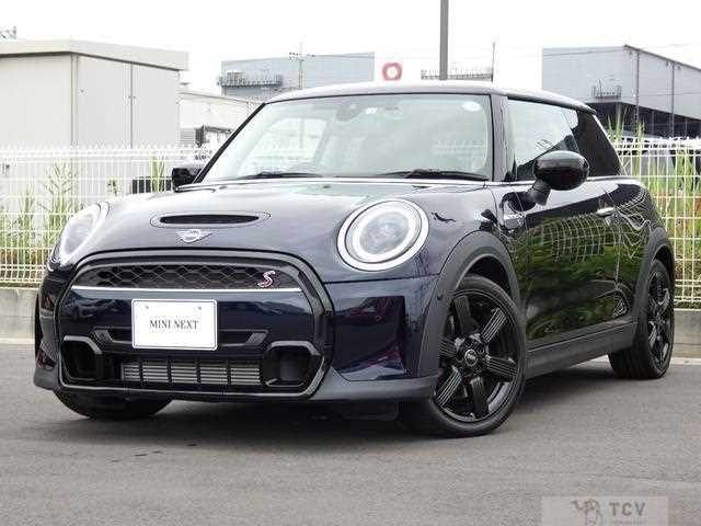 2022 BMW MINI