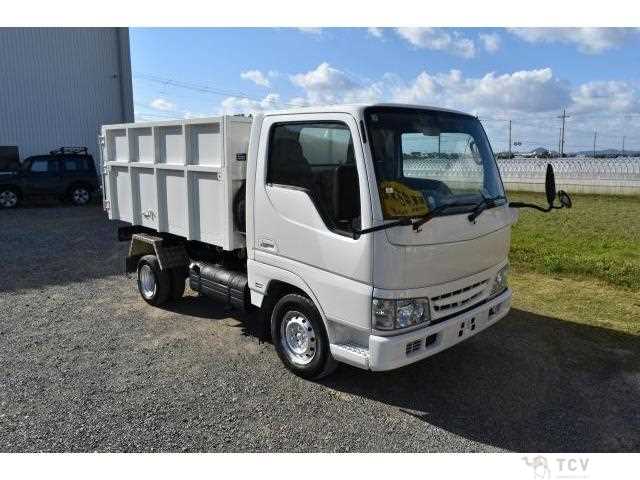 2006 Mazda Titan Dash