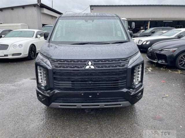 2024 Mitsubishi Delica D5