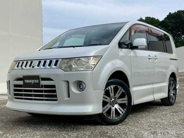 2007 Mitsubishi Delica D5