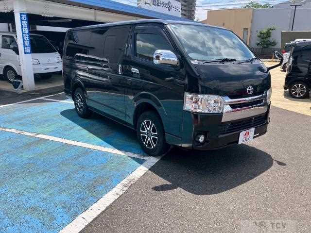 2014 Toyota Regiusace Van
