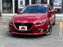 2016 Mazda Axela