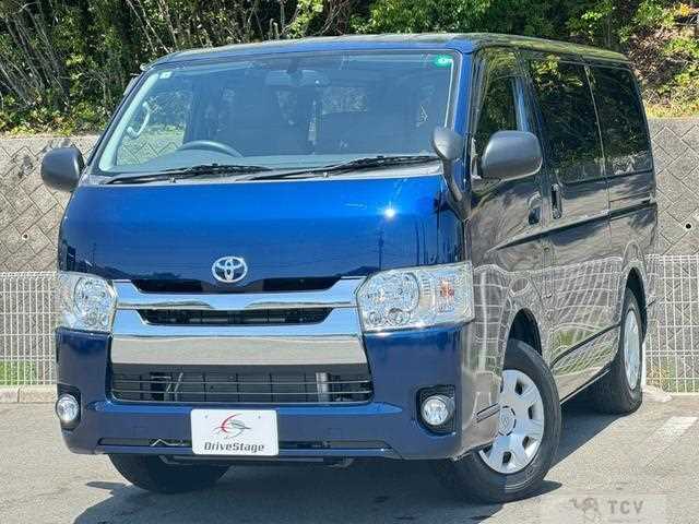 2015 Toyota Regiusace Van