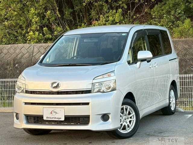 2011 Toyota Voxy