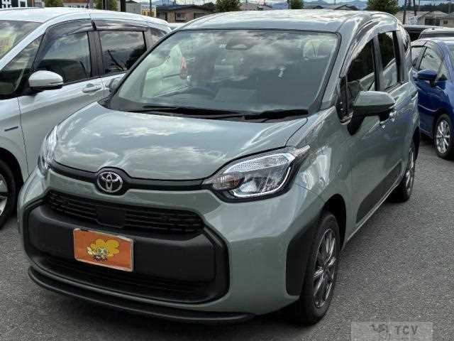 2023 Toyota Sienta