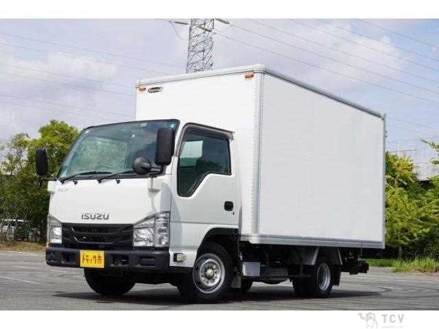 2017 Isuzu Elf Truck