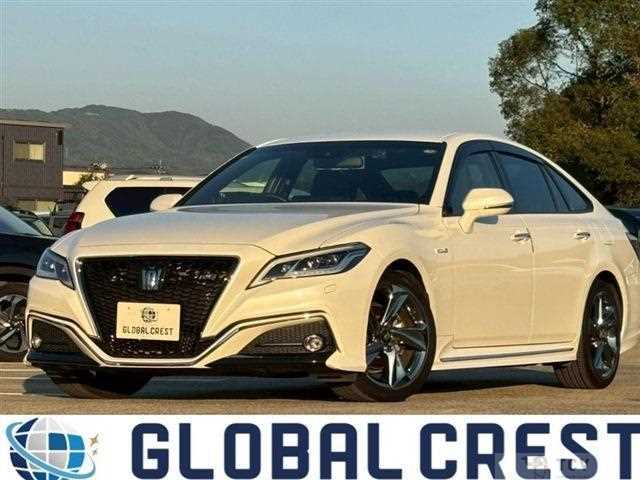 2019 Toyota Crown Hybrid