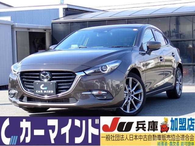 2017 Mazda Axela