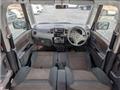 2010 Nissan ROOX