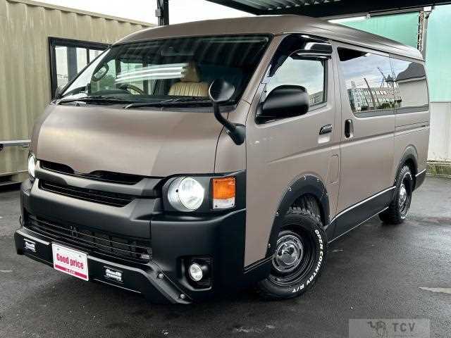 2015 Toyota Hiace Van