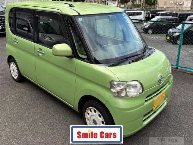 2012 Daihatsu Tanto