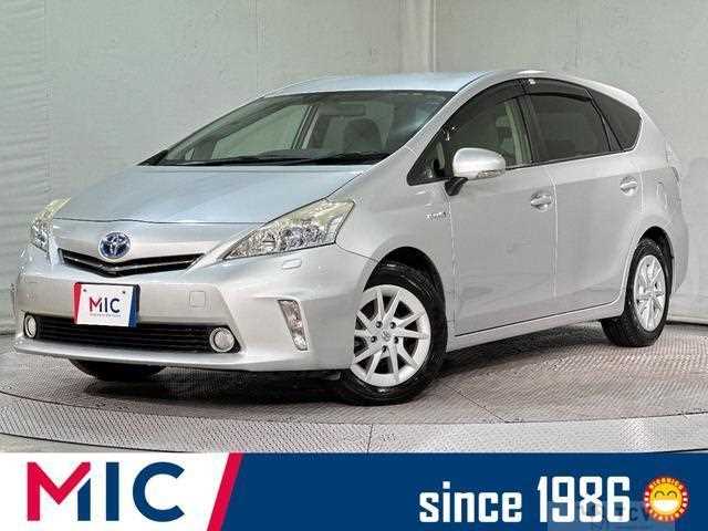 2013 Toyota PRIUS α