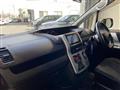 2011 Toyota Voxy