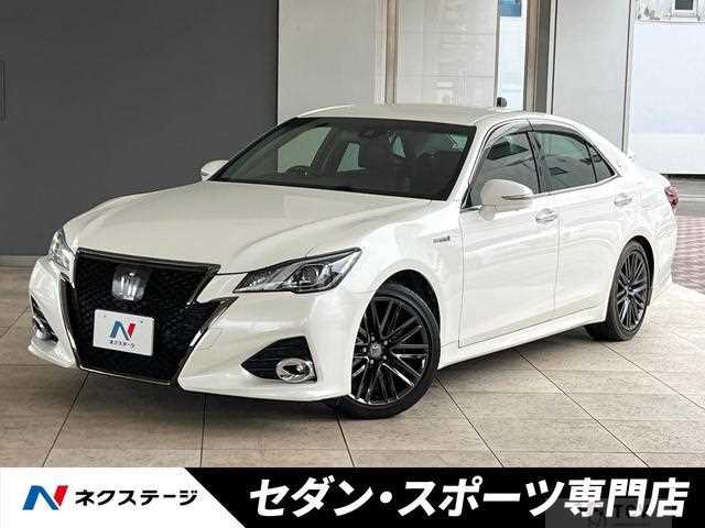 2018 Toyota Crown Hybrid