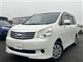 2012 Toyota Noah