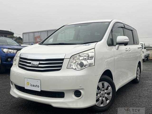 2012 Toyota Noah