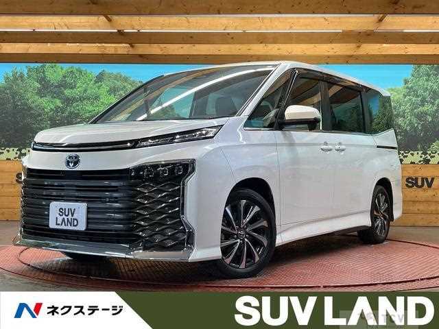 2023 Toyota Voxy