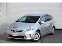 2012 Toyota PRIUS α