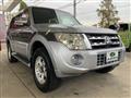 2012 Mitsubishi Pajero