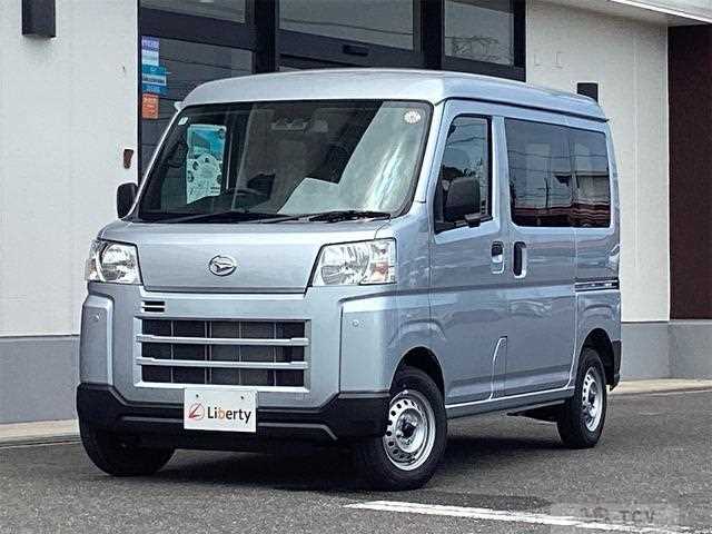 2025 Daihatsu Hijet Cargo