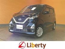 2022 Nissan Nissan Others