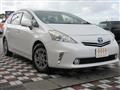 2013 Toyota PRIUS α