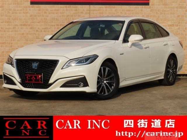 2020 Toyota Crown Hybrid