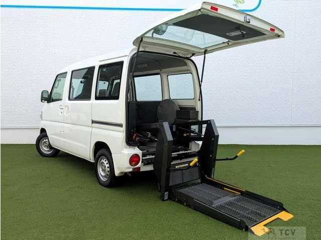 2013 Mitsubishi Minicab Van