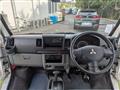 2013 Mitsubishi Minicab Van