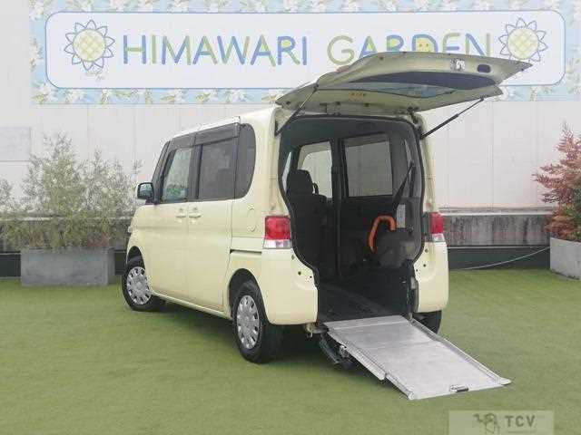 2010 Daihatsu Tanto