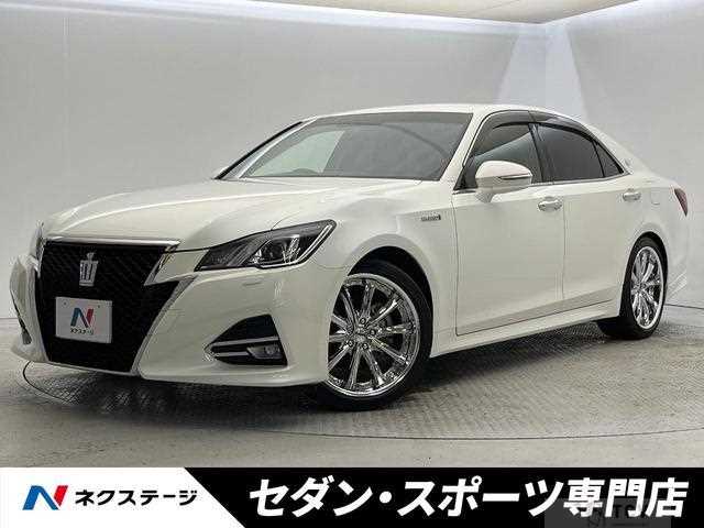2015 Toyota Crown Hybrid