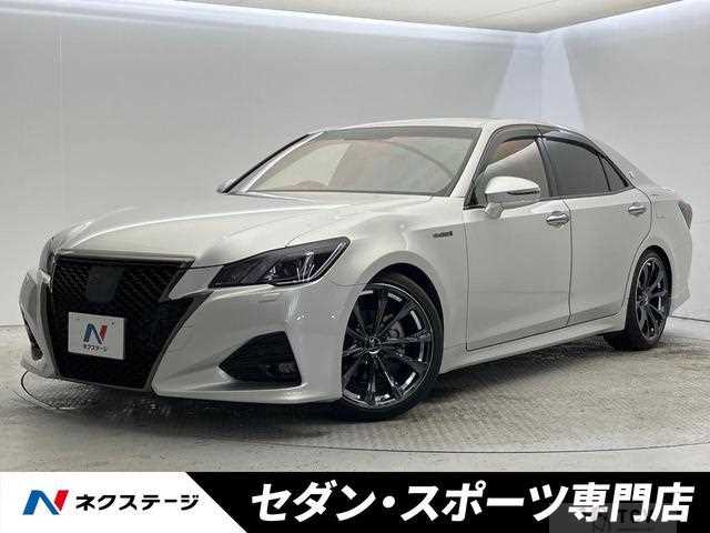 2016 Toyota Crown Hybrid
