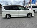 2011 Nissan Serena