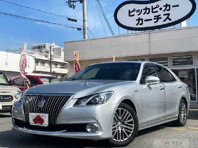 2014 Toyota Crown Majesta