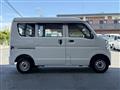 2017 Mitsubishi Minicab Van